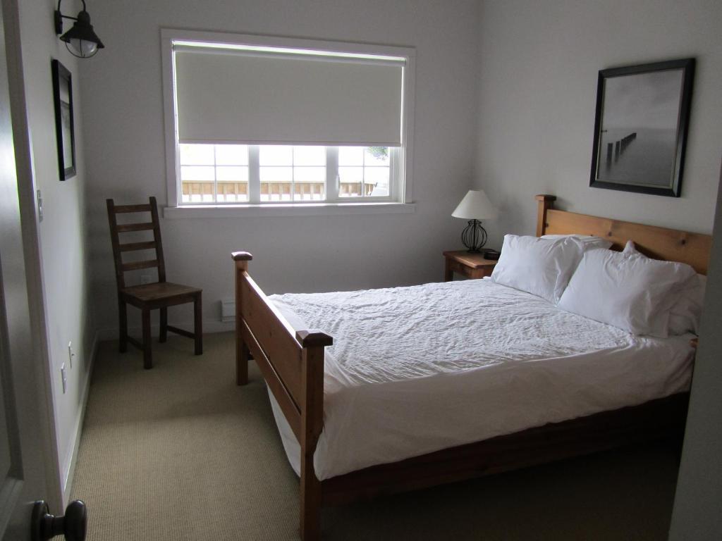 Ferienwohnung 203 At Water'S Edge Ucluelet Zimmer foto