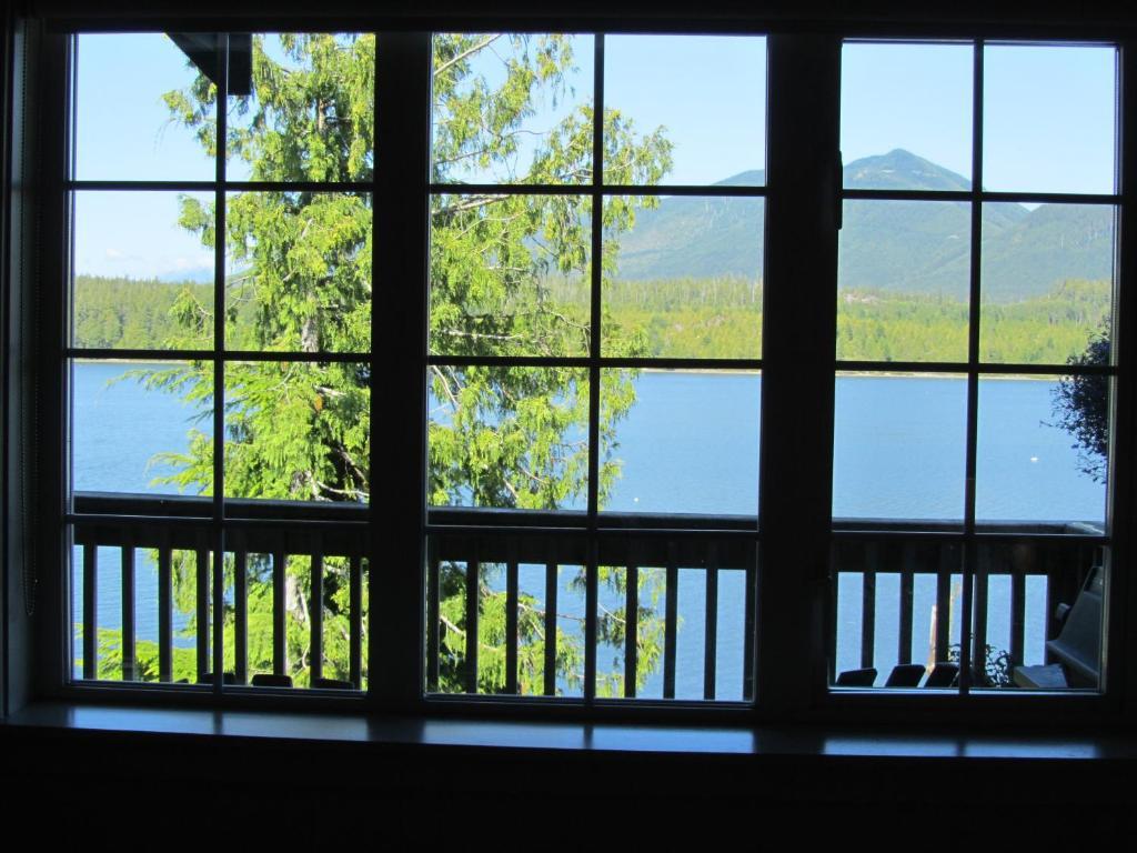 Ferienwohnung 203 At Water'S Edge Ucluelet Zimmer foto
